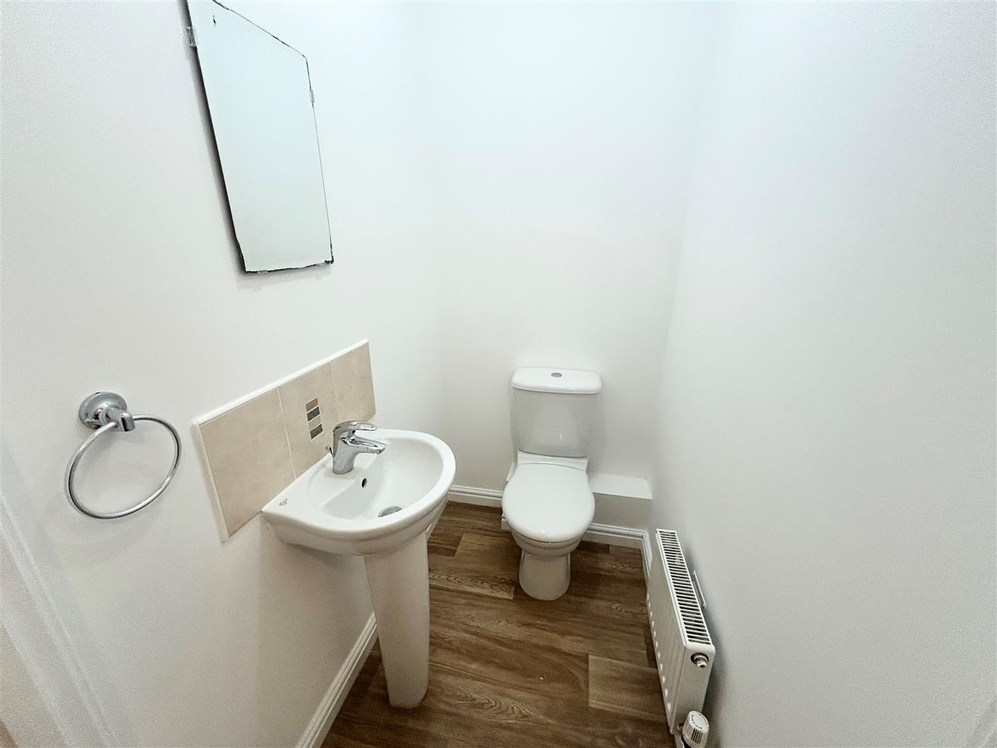 Rhodfa Cnocell Y Coed, Broadlands, Bridgend, Bridgend County Borough